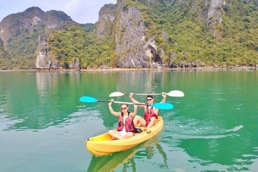 Halong Bay Standard Day Tour with Expressway Transfer from Hanoi