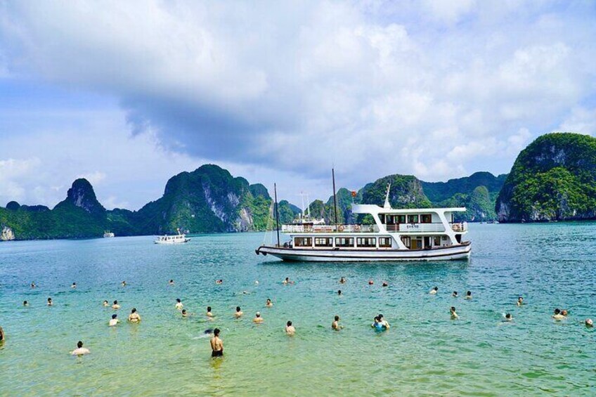 Ha Long Bay Day Tour Best Seller: Cruise,Kayak, Swim,Hike & Lunch