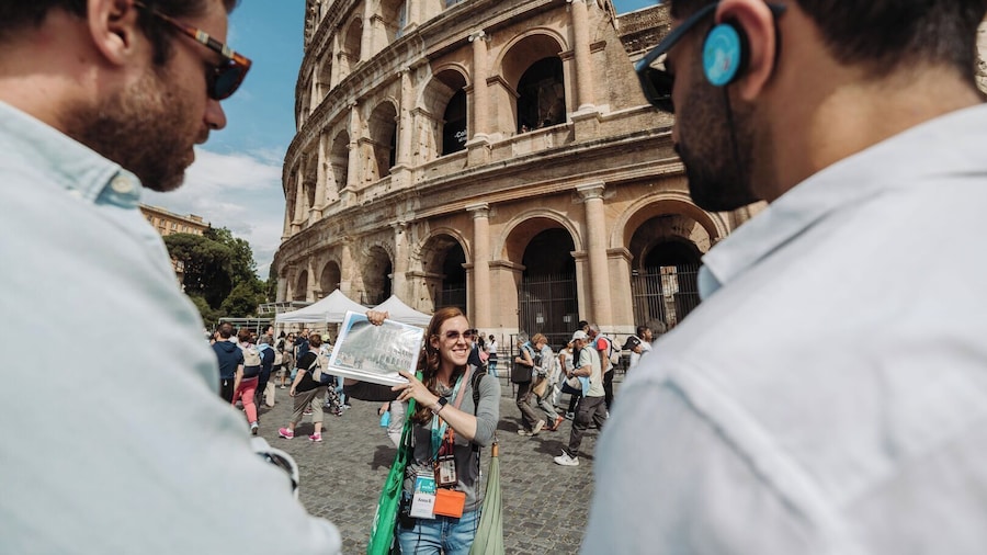 Premium Colosseum, Small Group Tour with Roman Forum & Palatine Hill