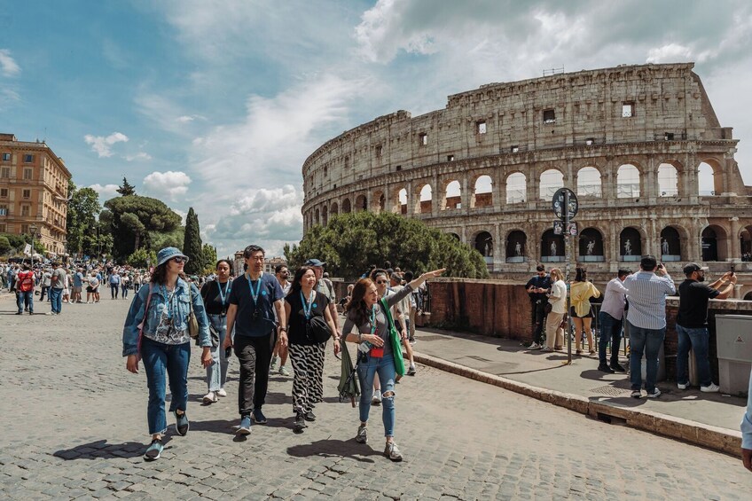 Premium Colosseum, Small Group Tour with Roman Forum & Palatine Hill
