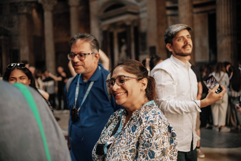 Welcome to Rome: City Stroll with Ruins & Gelato Tasting