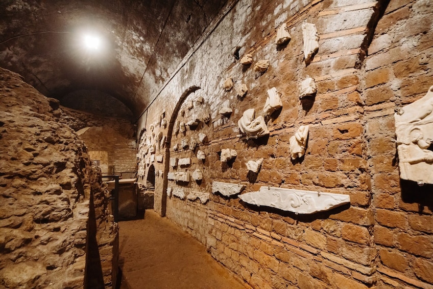 Underground Rome Catacombs Tour with Aqueducts & Appian Way