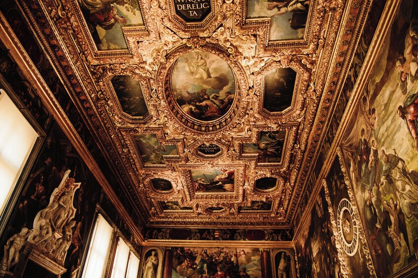 Legendary Venice: St. Mark's Basilica with Terrace & Doge's Palace Tour