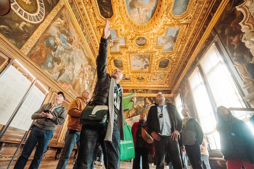Venice in a Day with St. Mark's Basilica, Doge's Palace, & Gondola Ride