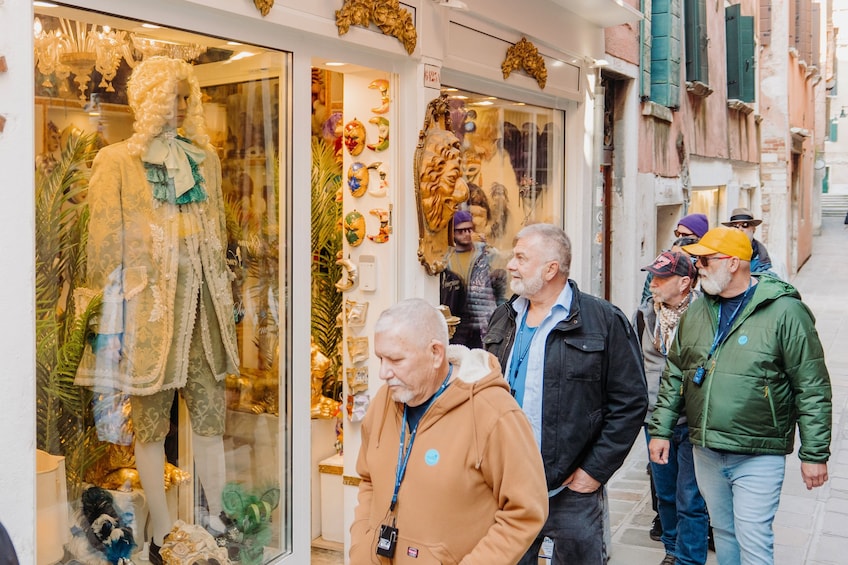 Venice in a Day with St. Mark's Basilica, Doge's Palace, & Gondola Ride