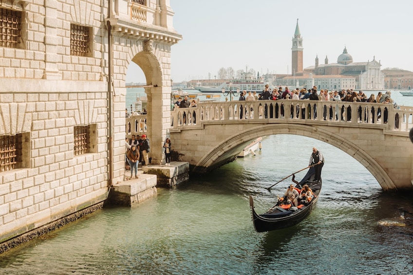 Venice in a Day with St. Mark's Basilica, Doge's Palace, & Gondola Ride