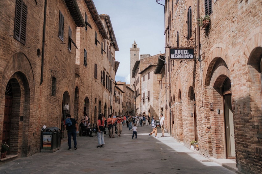 Tuscany Day Trip From Florence With Chianti, Siena and San Gimignano