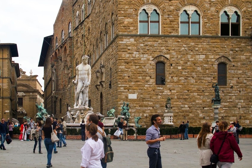 Best of Florence Tour with Fast Track Accademia & Duomo