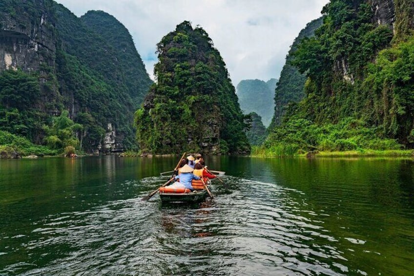 Ninh Binh Highlights 2 Days 1 Night with Transfer from Hanoi