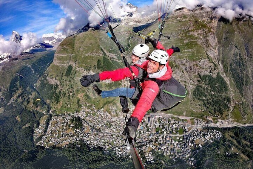 Paragliding mountain flight