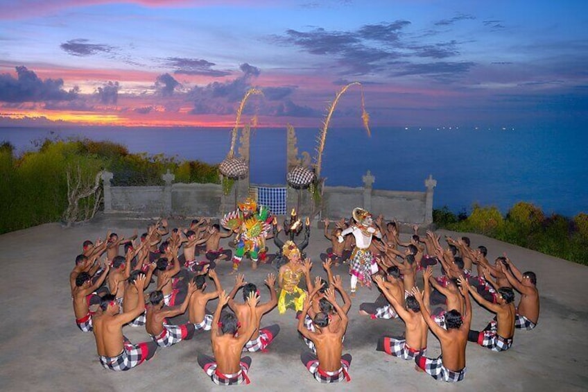 Bali Full-Day Uluwatu Sunset Tour, Kecak Dance, Seafood Dinner8