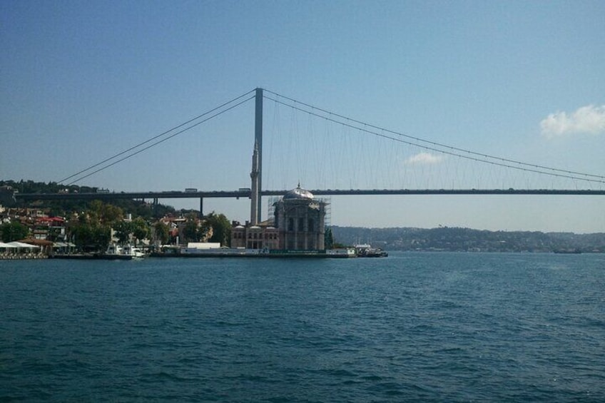 Istanbul - Full Day Bosphorus Cruise , Dolmabahce Palace ++ Tour 