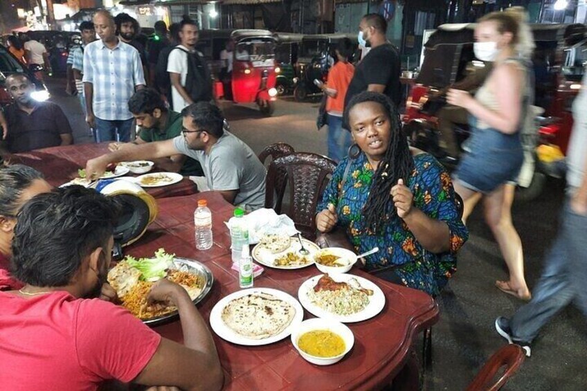 Street food tour Colombo city ( all - included )