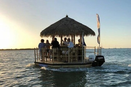 Tiki Boat - Clearwater - Le seul bar Tiki flottant authentique