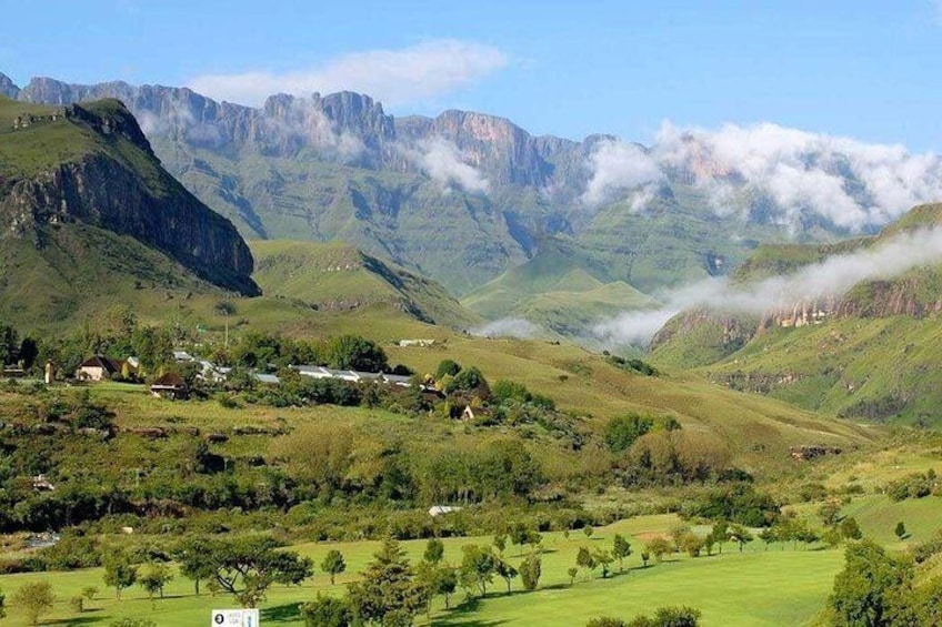 Drakensberg, Nelson Mandela Capture Site & Howick Falls 1 Day Tour From Durban