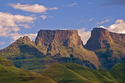Drakensberg Mountains & Nelson Mandela Capture Site Full Day Safari