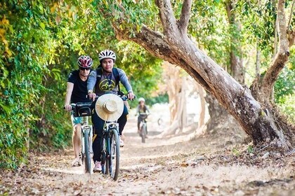 吴哥日出自行车之旅(含早餐和午餐)