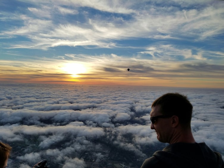 Carregar foto 3 de 10. Sunset Hot Air Balloon Ride in Del Mar San Diego