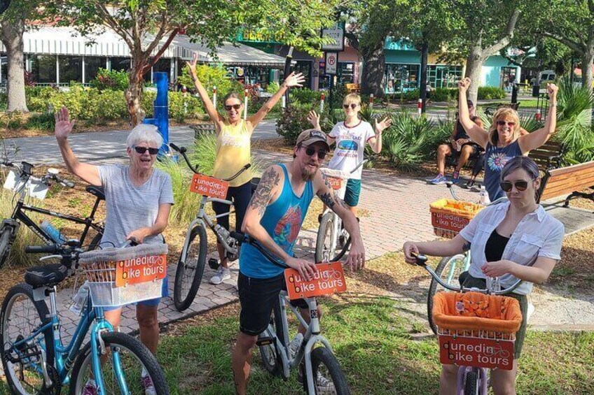 Morning Historical Bicycle Tour of Dunedin