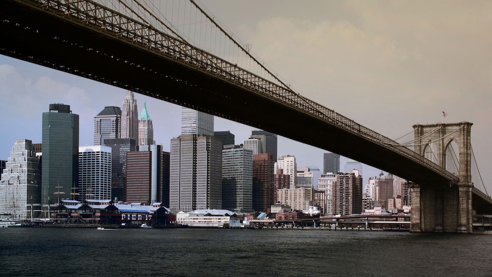 Statue of Liberty & Ellis Island Tour with Pedestal Access