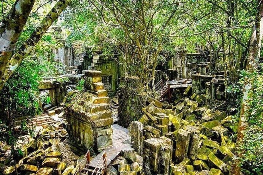 Koh Ker and Beng Mealea Excursion Join-in Tour