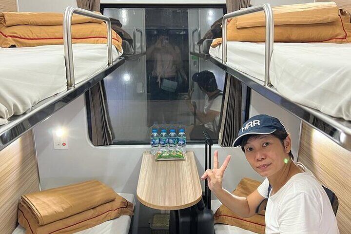 Sapa Hanoi Overnight Train - Shared 4 Berth Cabins