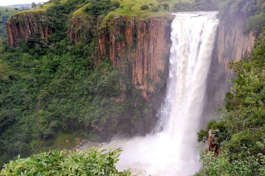 Safari Half Day Howick Falls & Mandela Capture Site from Durban