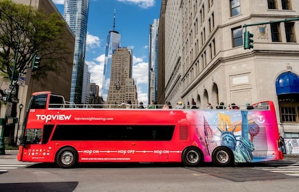 NYC Hop-On Hop-Off -bussikierros ja Vapaudenpatsaan risteily 48-120 tuntia