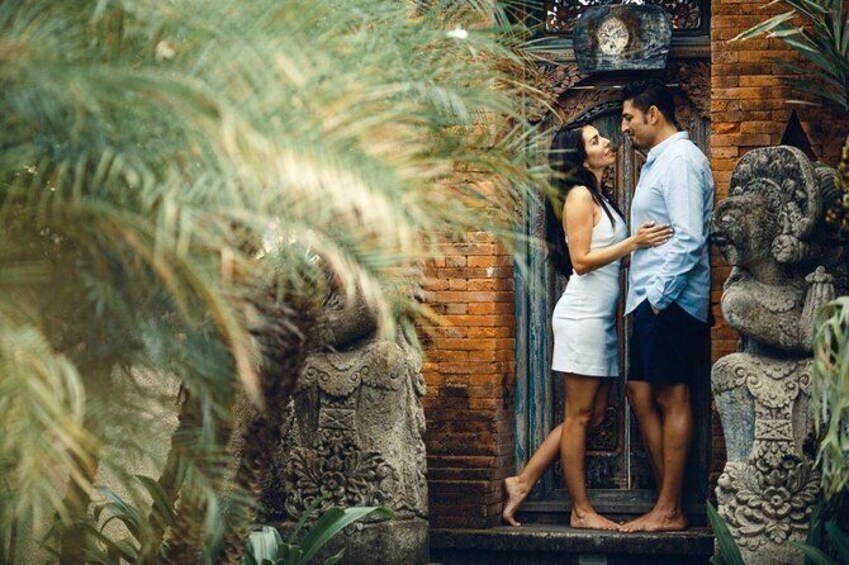 Show item 1 of 4. 10% Off Valentine surprise proposal photo shoot.