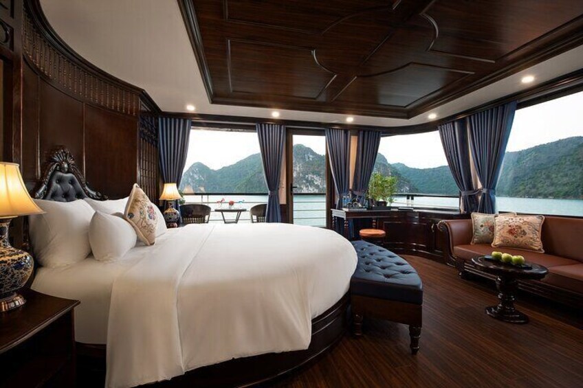 Romantic Honeymoon Cabin on Luxury Overnight Cruise in Halong Bay