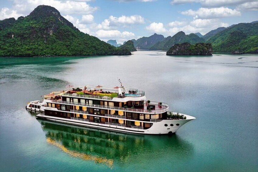 Dora Cruise - Ha Long Bay and Lan Ha Bay Luxury 2 Days 1 Night