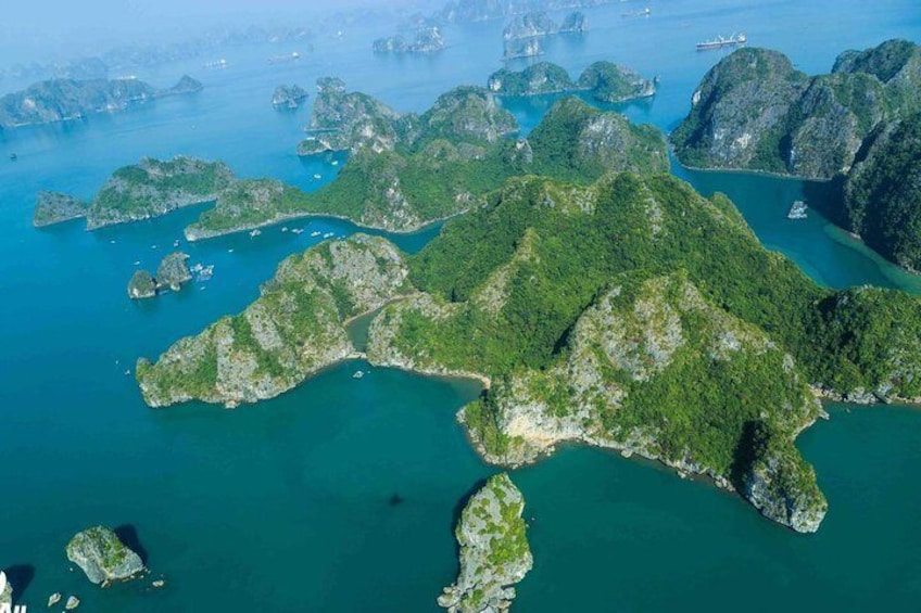 Halong Bay Sightseeing With Seaplane