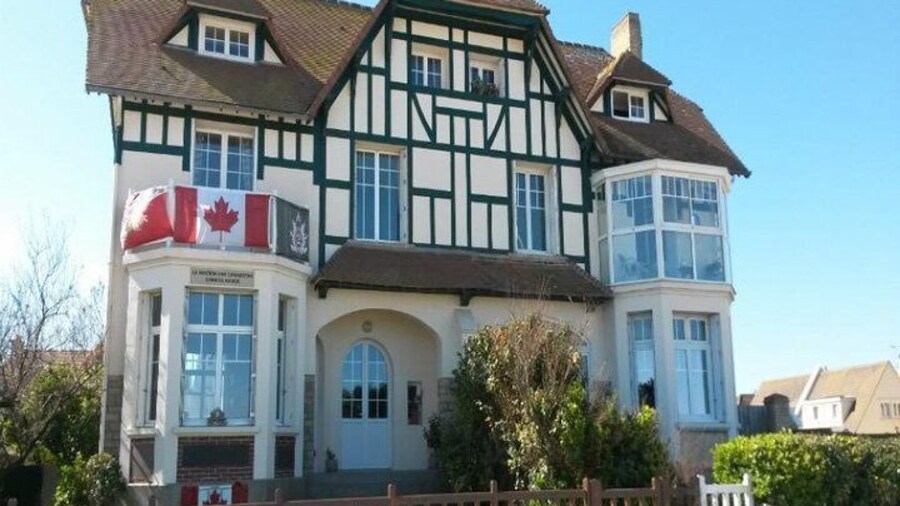Canadian DDAY Sites Full Day Tour from Bayeux