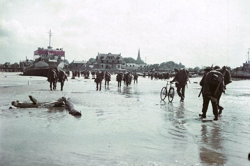 Full Day Tour Focus on Canadian DDAY sites from Bayeux