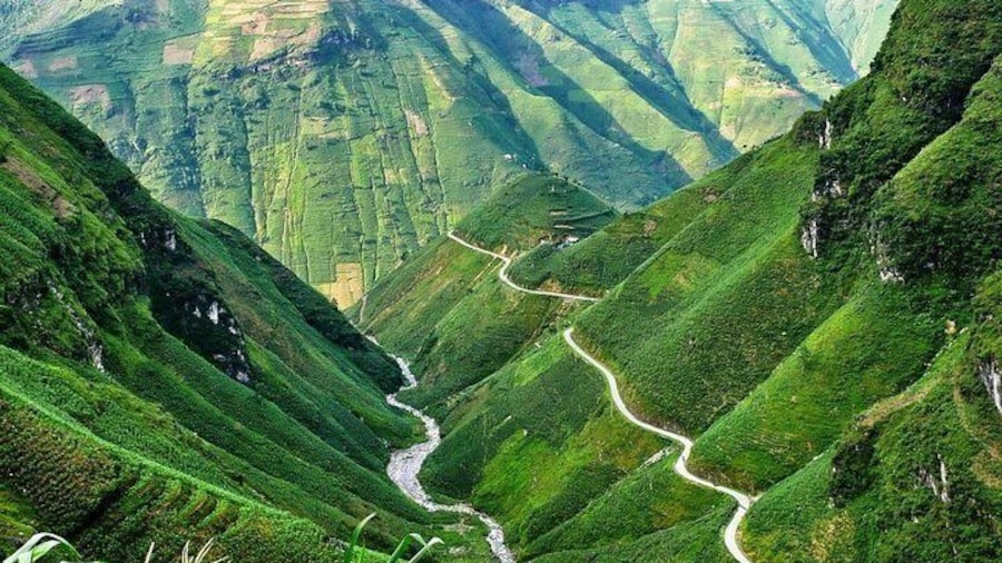 From Ha Giang: 2 Day 1 Night Loop Tour by car or motorbike