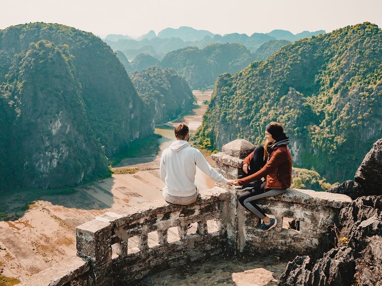 8 Days Hanoi - Ba Be Lake - Ninh Binh - Halong Tour