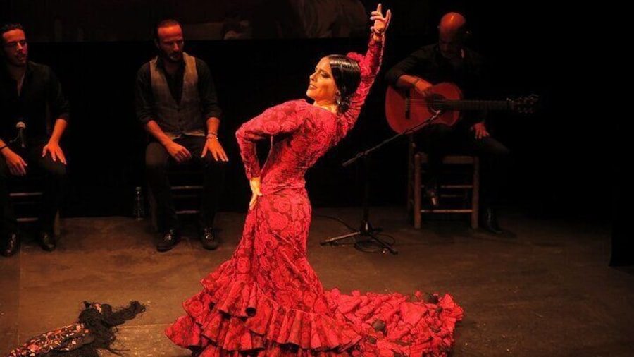 Seville Tapas Tour & Authentic Flamenco Show