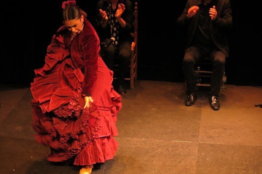 Seville Tapas Tour & Authentic Flamenco Show