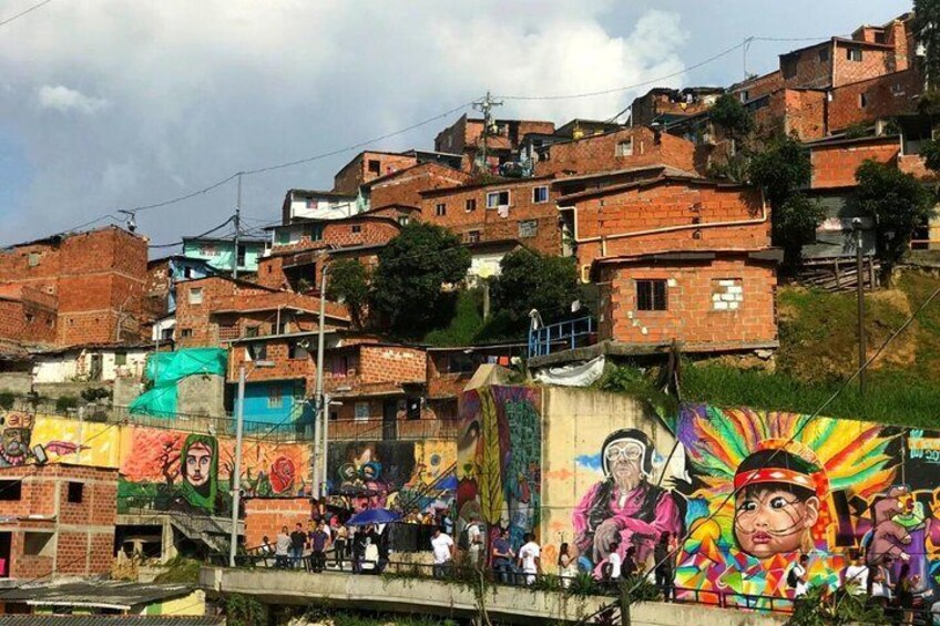 City tour in Medellin + Commune 13 + Metro and Metrocable