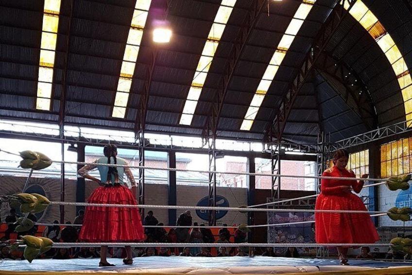 Cholitas Wrestling