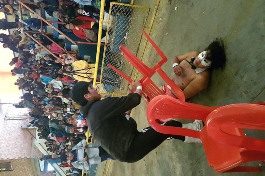 Cholitas Wrestling