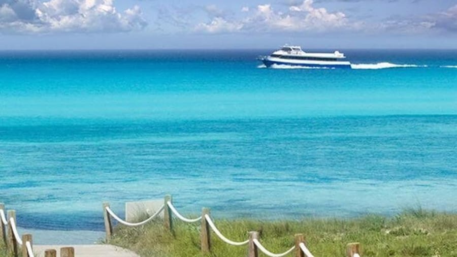 The best transport between Ibiza and Formentera, economical, fast and comfortable.