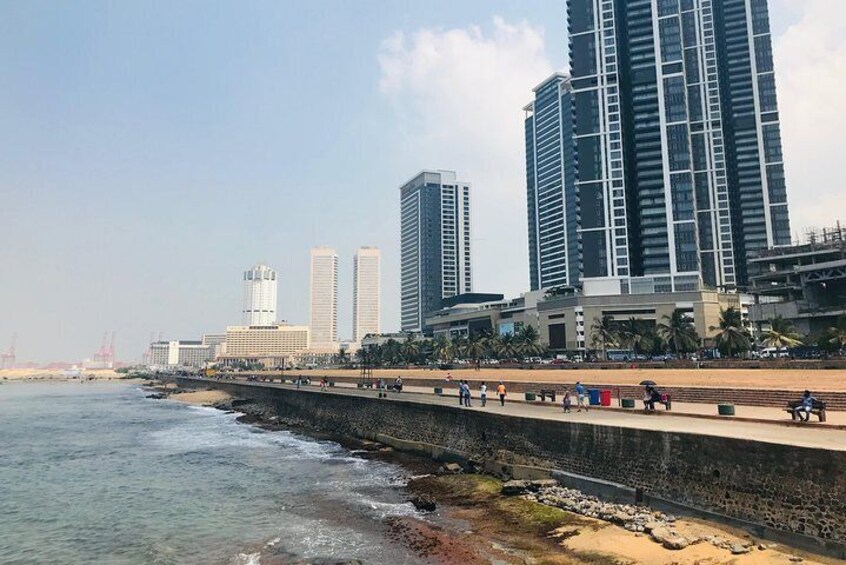 Galle face beach 