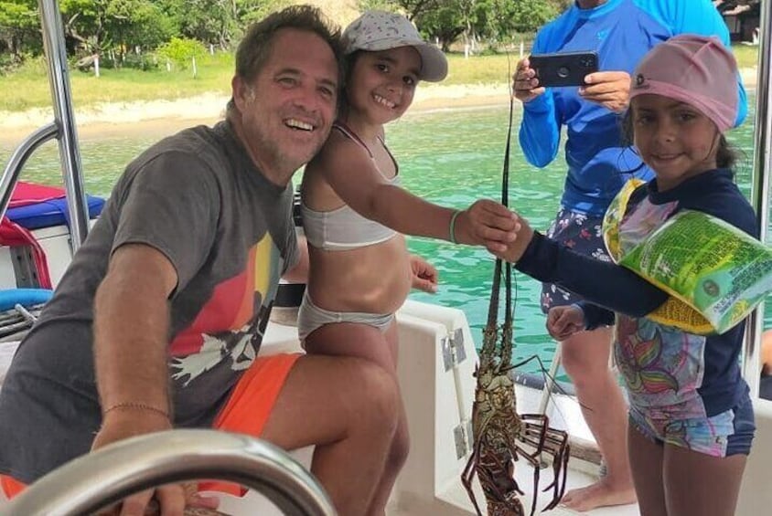 Sailing to Tayrona with Luis: Unique!