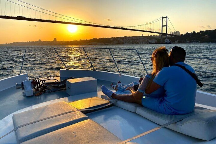 Sunset Cruise on Luxury Yacht Istanbul