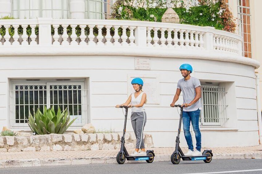 Rent a scooter in Nice