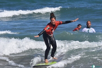 Surf class in Famara 9:15-12:00 or 11:45-14:30 (2h class)