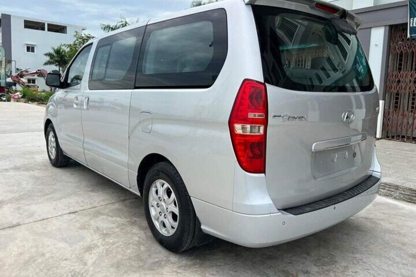 H1-8 seats Minivan