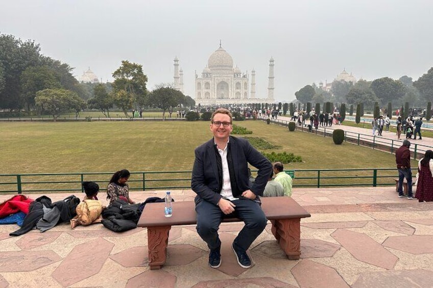 Happy client at Taj Mahal