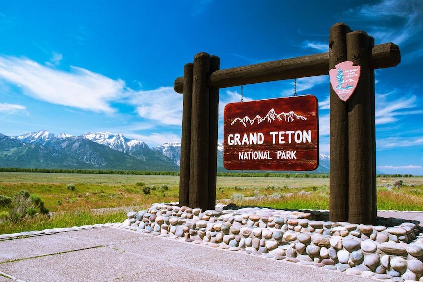 Grand Teton & Yellowstone Self-Guided Driving Audio Tours Bundle